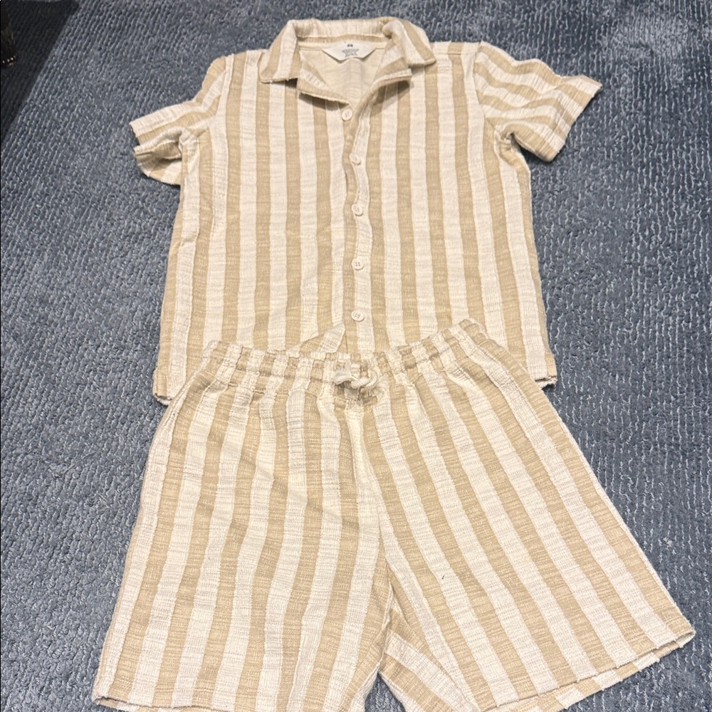 H&M kids Striped Short matching Set - Beige and White size 9-10